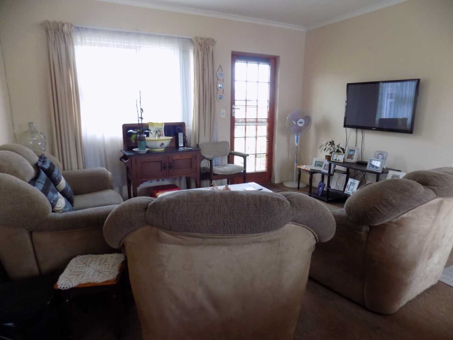 2 Bedroom Property for Sale in Amandelsig Western Cape